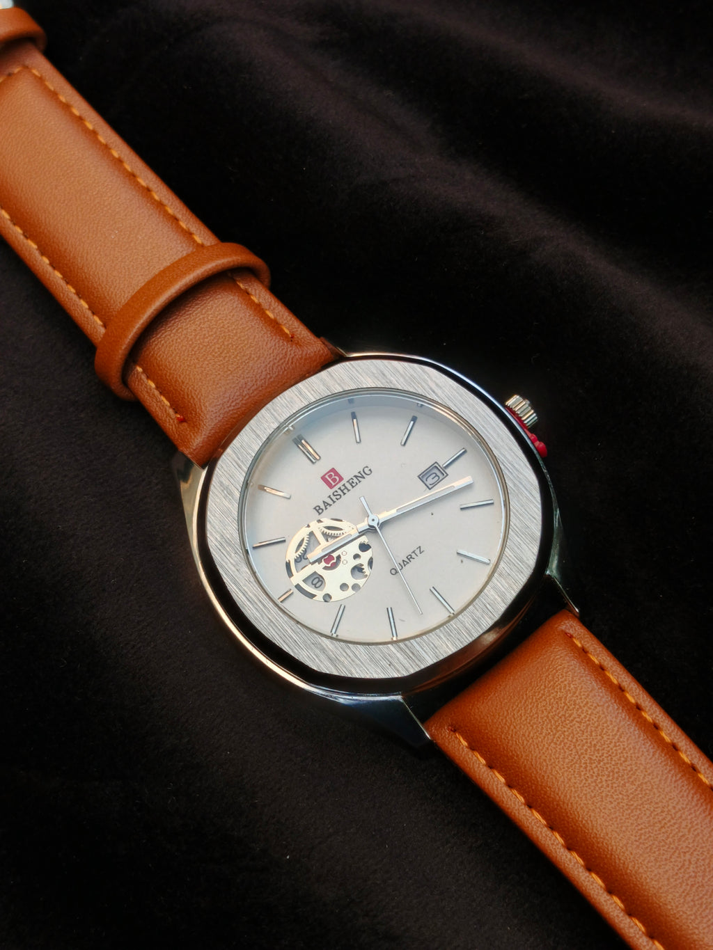 Baisheng Heritage Open-Heart Quartz Watch – Brown Leather Edition