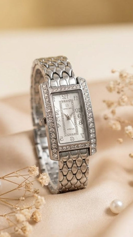 Elegant New Latina Rhinestone Quartz Women's Watch - Model 11098
